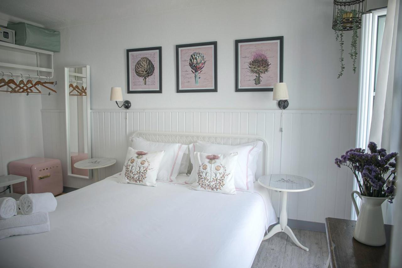 Vinnus Guesthouse Ericeira Exterior photo