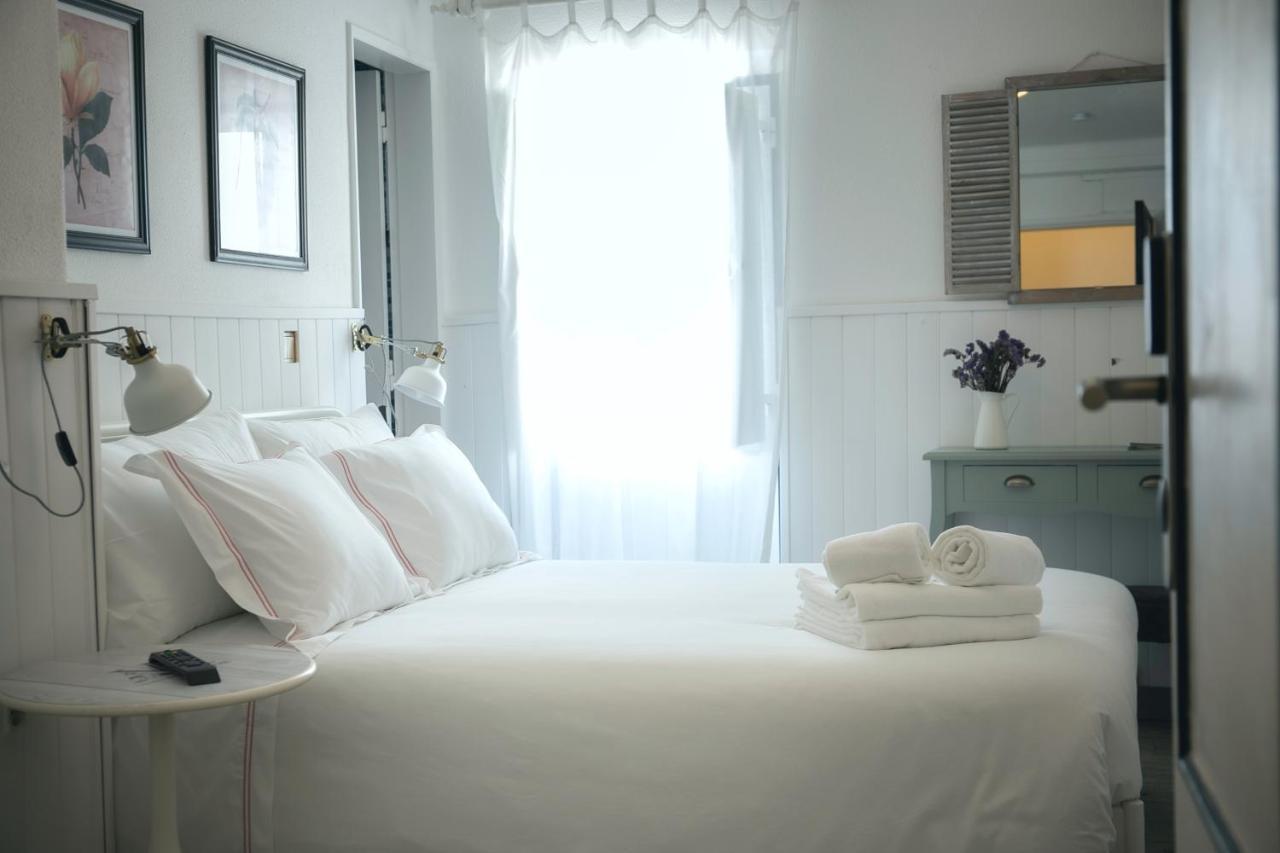 Vinnus Guesthouse Ericeira Exterior photo